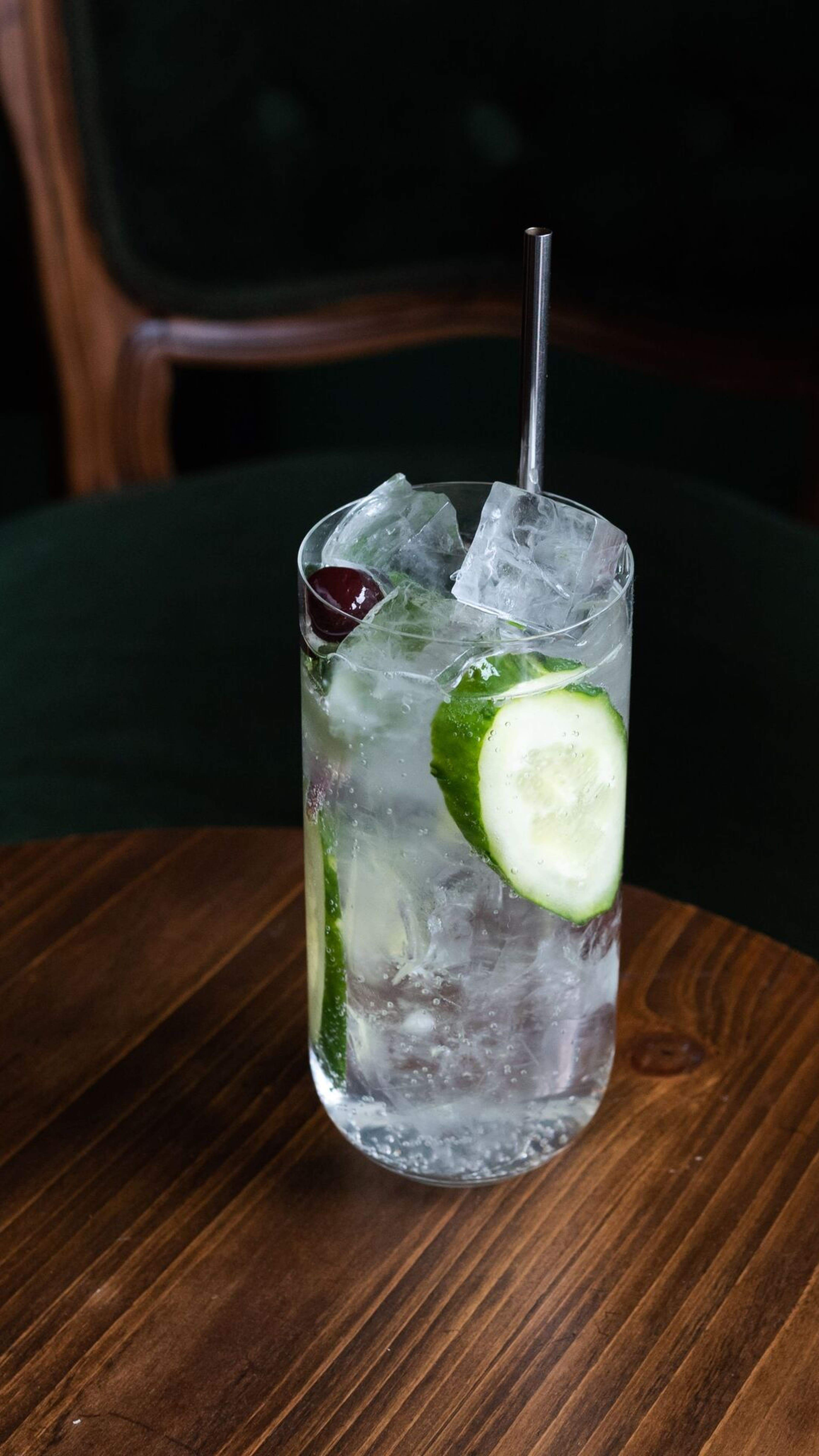 Bartenders say you're probably making your gin and tonic wrong. Here's the easy fix